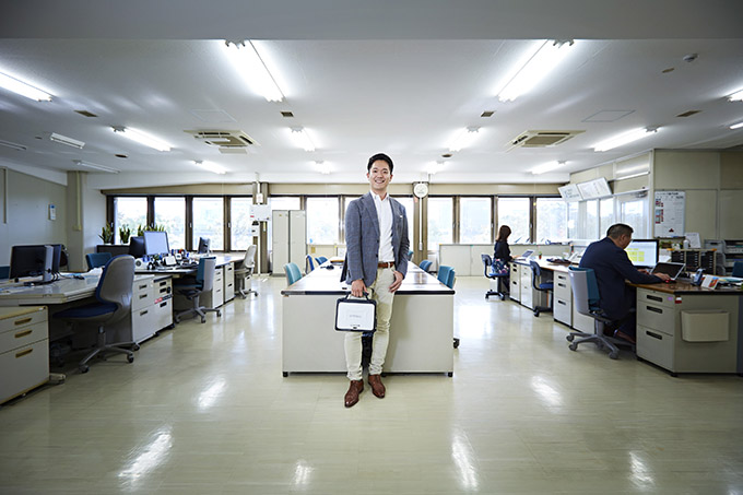 人生を豊かにする業務革新を、堅牢パソコンで提案したい。<