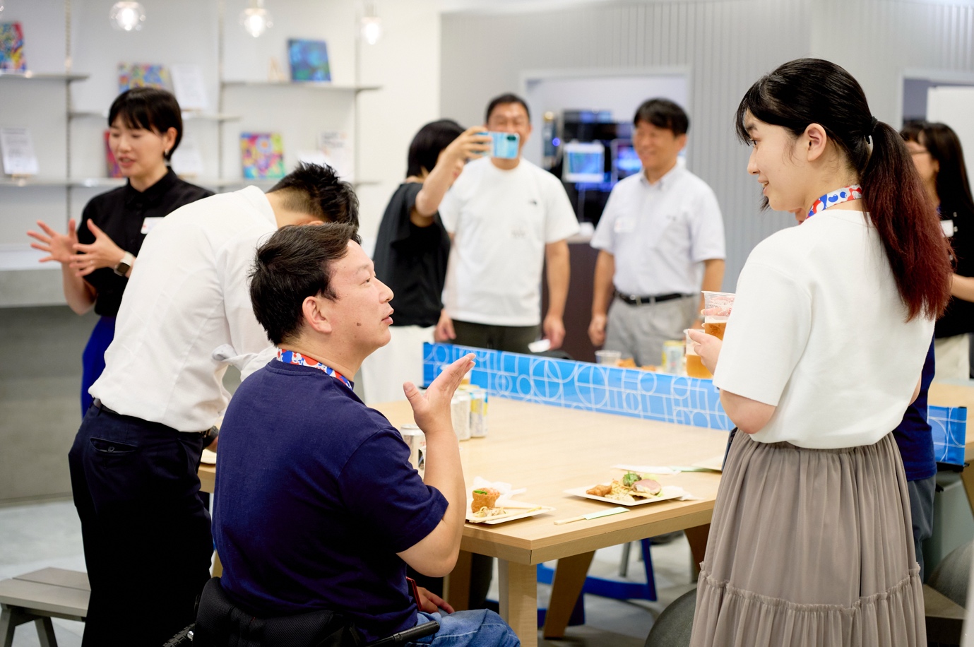 懇親会の様子の写真