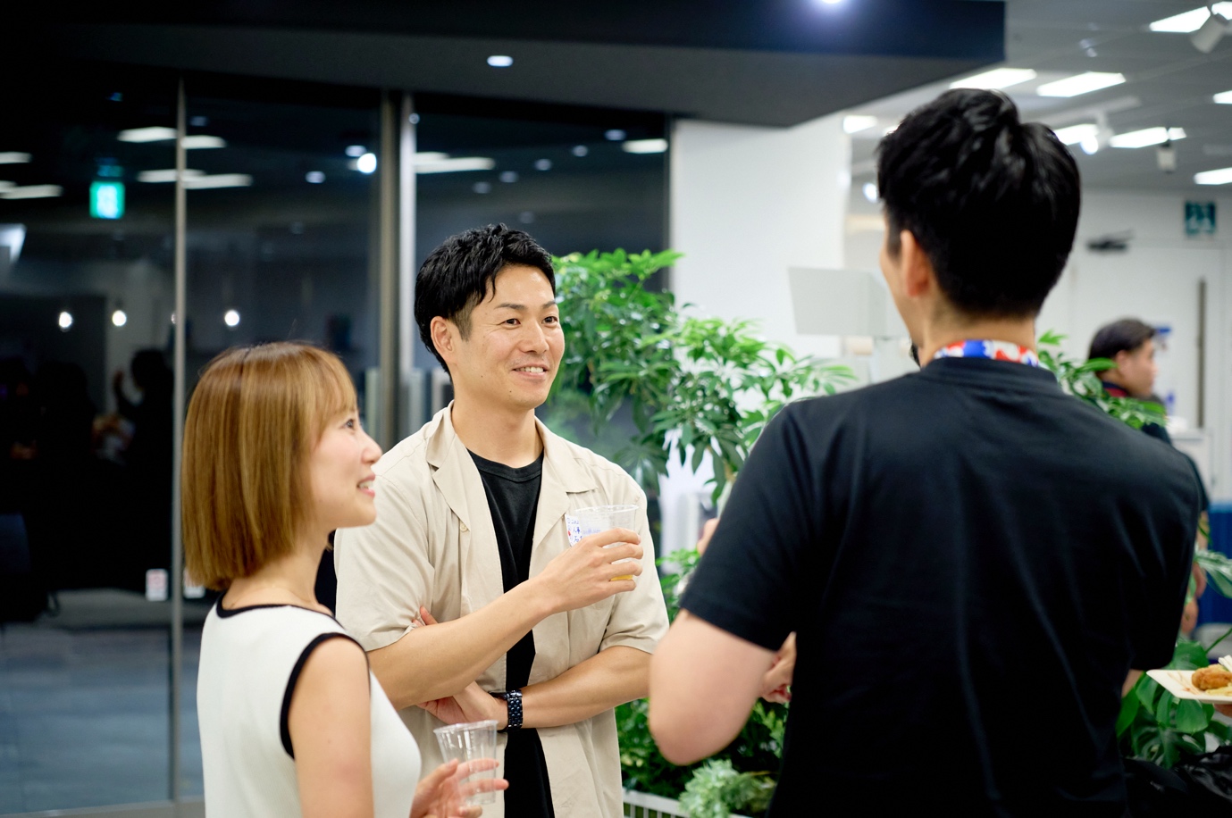 懇親会の様子の写真