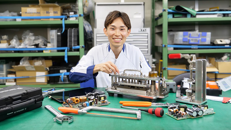 2025年人気記事TOP3①航空機向け機器の製造現場で設計と製造の架け橋を担う次世代リーダーにインタビュー